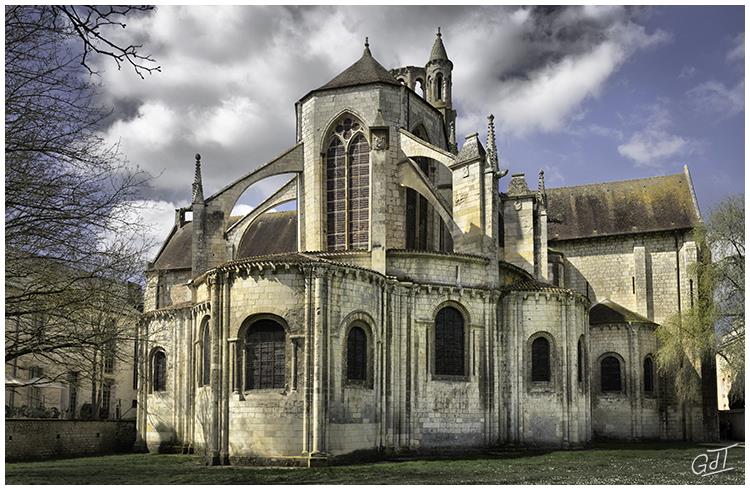 Poitiers - Eglise de St Jean de Montierneuf #7465